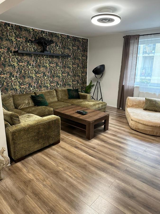 ברטיסלאבה Medena Apartment Old Town With Free Parking מראה חיצוני תמונה