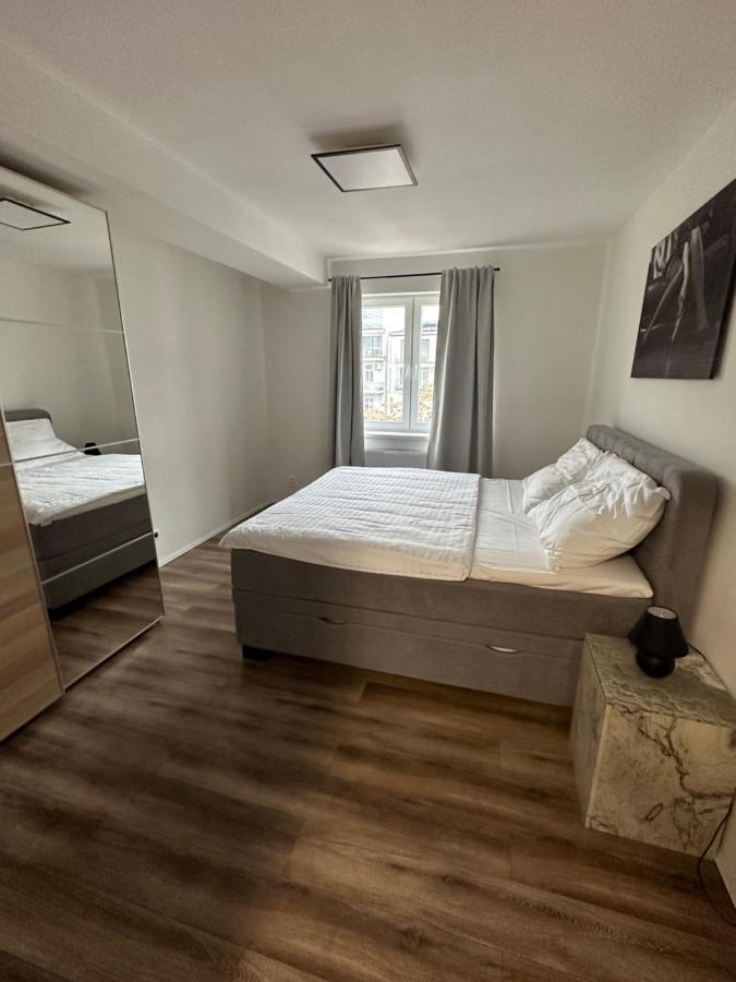ברטיסלאבה Medena Apartment Old Town With Free Parking מראה חיצוני תמונה