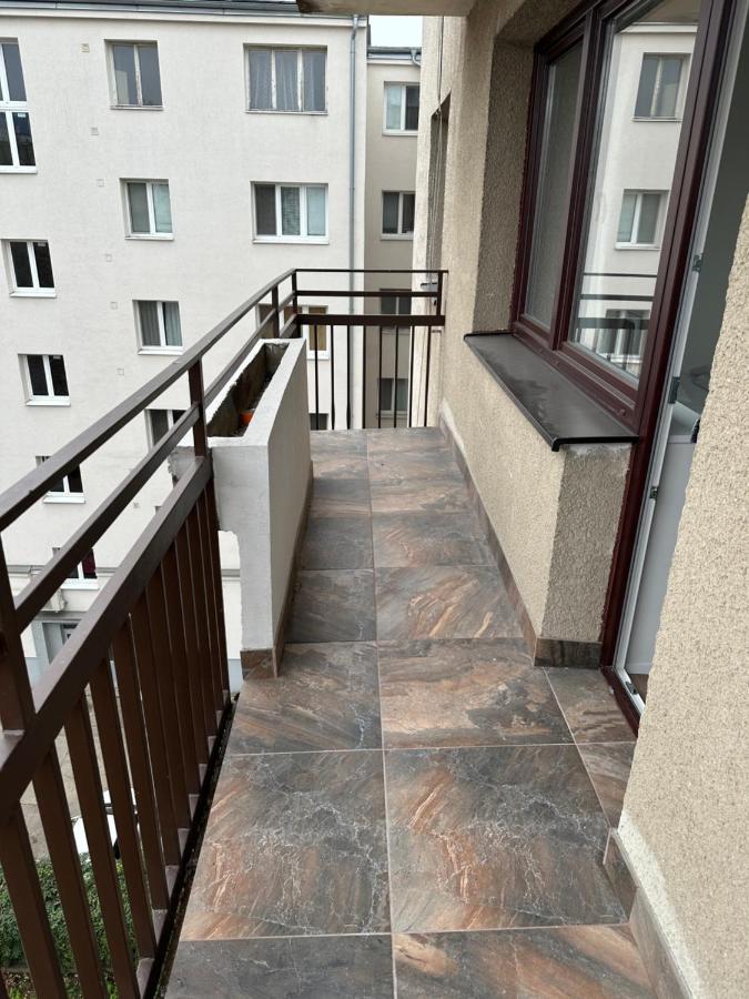 ברטיסלאבה Medena Apartment Old Town With Free Parking מראה חיצוני תמונה